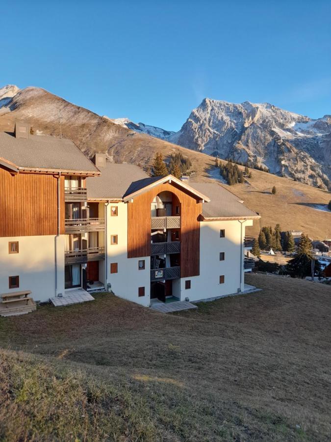 Appartement Au Coeur Des Aravis Manigod Exterior foto